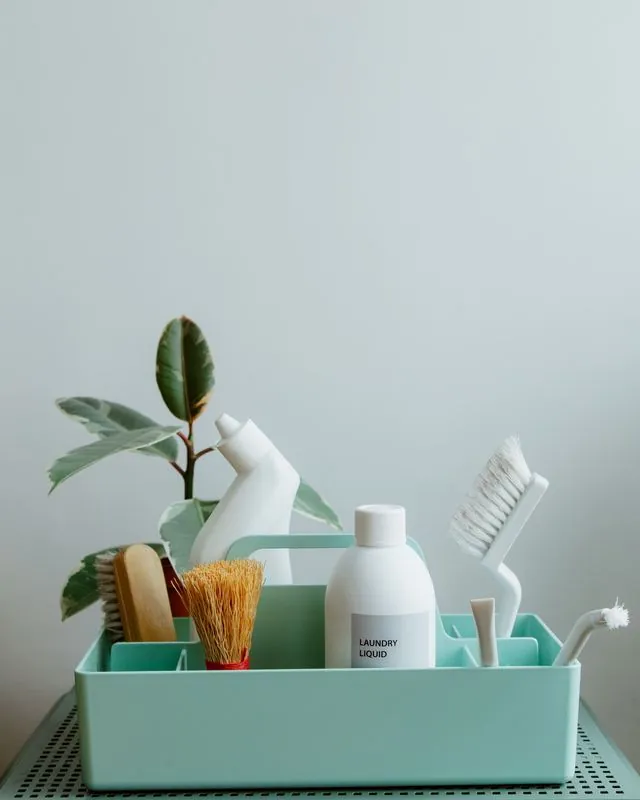 Produits d'entretien pour le premier ménage de mise en service
